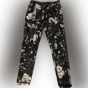 Victoria’s Secret leggings